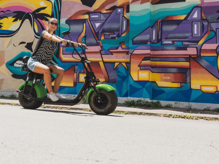 Scootey Aruba electric scooter rental